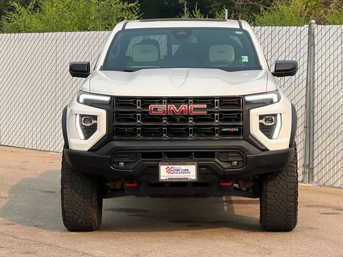 Used 2024 GMC Canyon AT4X w/ AT4X AEV Edition AWD/4WD image 6