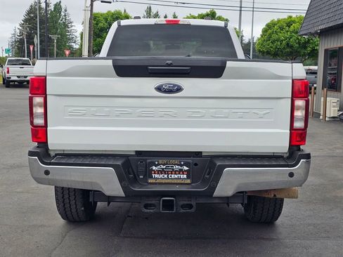 Used 2021 Ford F350 XLT w/ XLT Value Package AWD/4WD image 4