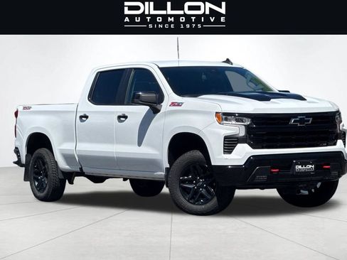 Used 2022 Chevrolet Silverado 1500 LT Trail Boss w/ Protection Package AWD/4WD image 2