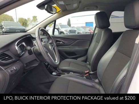 Used 2022 Buick Encore Preferred w/ Safety Package image 6