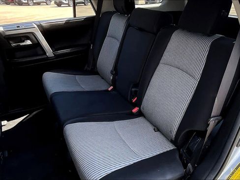 Used 2014 Toyota 4Runner SR5 image 37