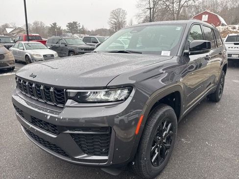 New 2026 Jeep Grand Cherokee L 4WD image 3