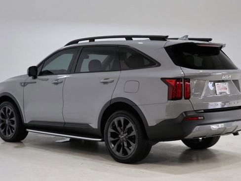 Used 2022 Kia Sorento SX Prestige w/ Rust Color Package AWD/4WD image 6