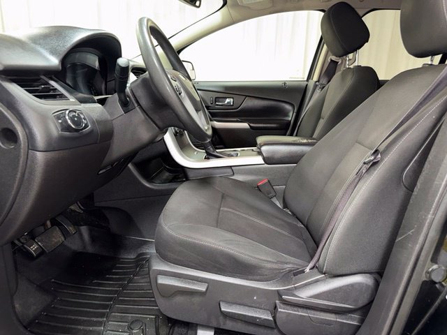 Used 2013 Ford Edge SE FWD image 14