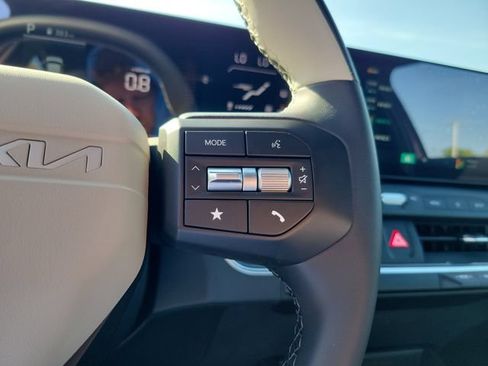 New 2026 Kia K4 EX w/ GT-Line Sunroof Package FWD image 18