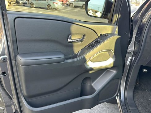 New 2026 Nissan Frontier SV w/ SV Convenience Package image 14