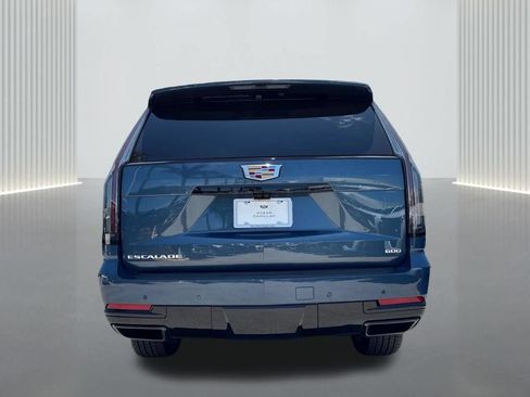 New 2026 Cadillac Escalade Platinum Sport AWD/4WD image 6