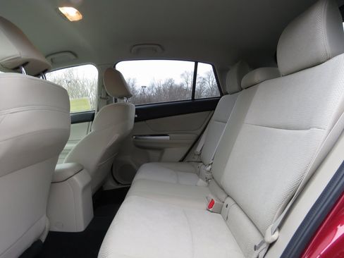 Used 2015 Subaru Crosstrek 2.0i Premium image 19