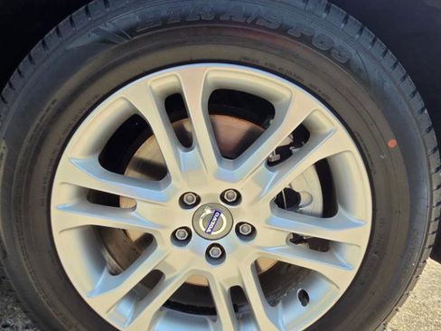 Used 2016 Volvo XC60 T5 Premier w/ Protection Package AWD/4WD image 15
