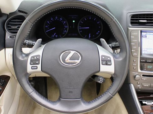 Used 2011 Lexus IS 250C image 62