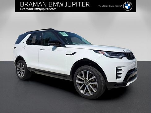 Used 2025 Land Rover Discovery Dynamic SE AWD/4WD image 1