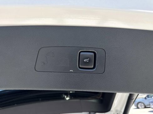 Certified 2020 Lincoln Corsair Reserve w/ Equipment Group 201A FWD image 12