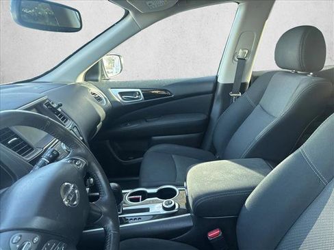 Used 2017 Nissan Pathfinder SV AWD/4WD image 13