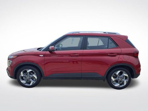 Used 2025 Hyundai Venue Limited FWD image 5