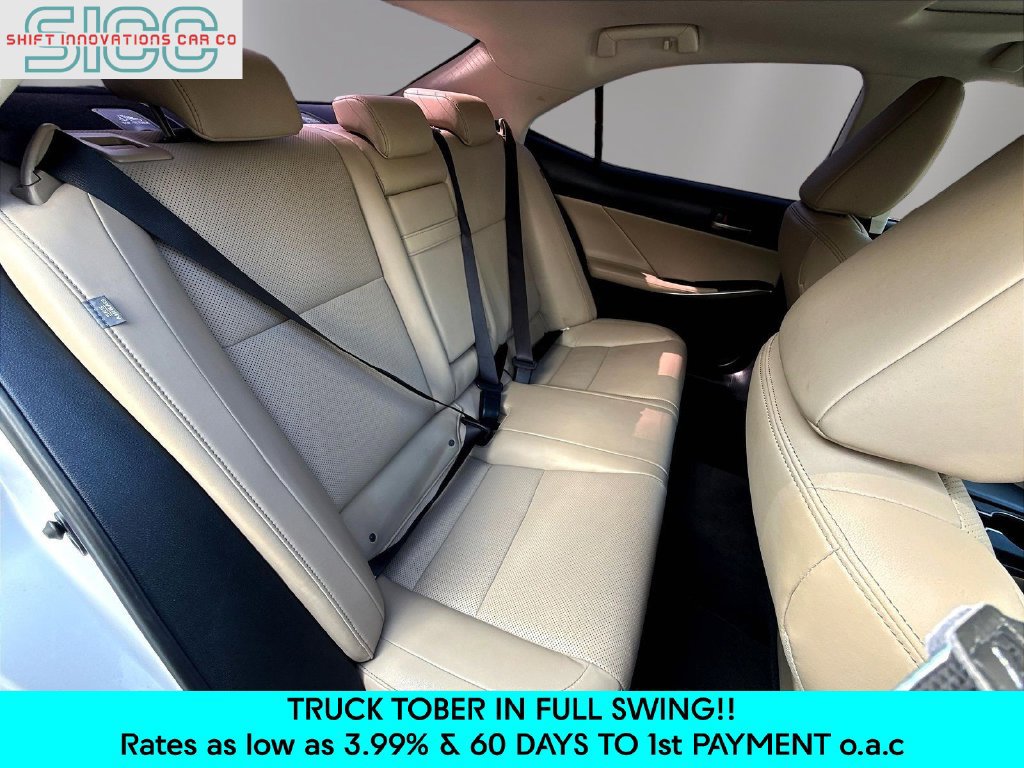 Used 2019 Lexus IS 300 RWD image 27