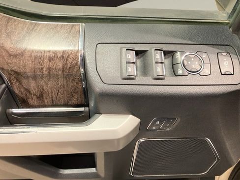 Used 2017 Ford F350 Lariat w/ Lariat Ultimate Package image 11