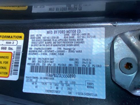 Used 2020 Ford Mustang Shelby GT350 w/ Technology Package image 22