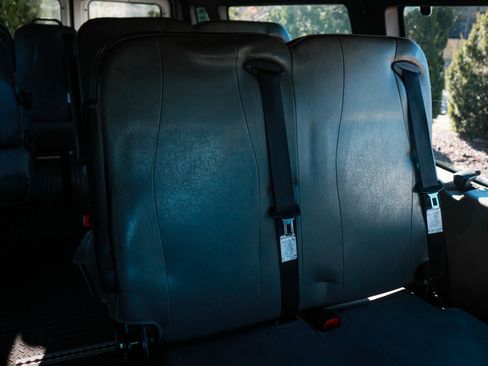 Used 2014 Ford E-250 and Econoline 250 Extended w/ Power Group image 32