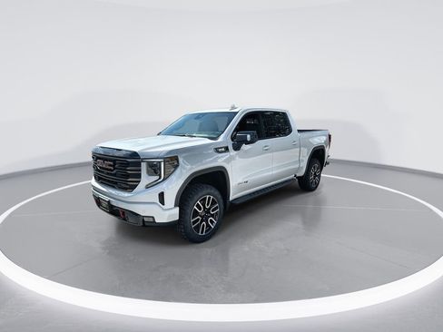 Used 2026 GMC Sierra 1500 AT4 w/ AT4 Premium Package AWD/4WD image 4