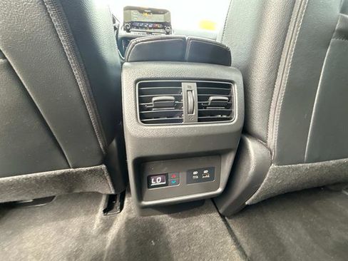 Used 2022 Nissan Rogue SL w/ SL Premium Package image 15