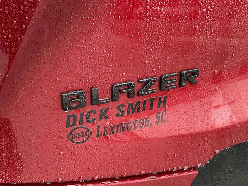 Used 2025 Chevrolet Blazer RS w/ Driver Confidence II Package image 8