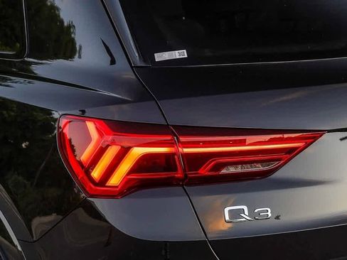 New 2025 Audi Q3 2.0T Premium image 7