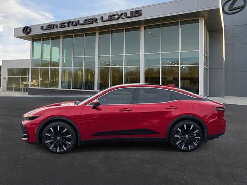 Used 2023 Toyota Crown Platinum image 7