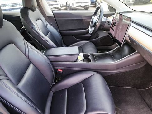 Used 2018 Tesla Model 3 Long Range RWD image 19