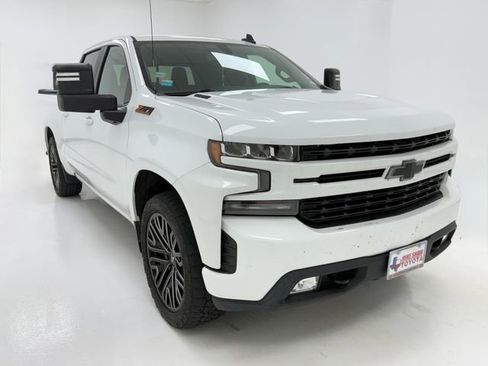 Used 2020 Chevrolet Silverado 1500 RST AWD/4WD image 2