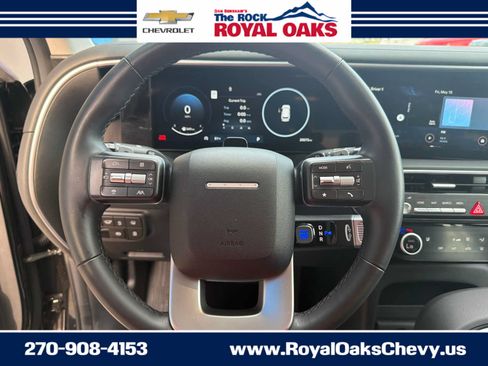Used 2026 Hyundai Palisade SEL FWD image 14