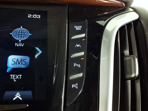 Used 2020 Cadillac Escalade Luxury RWD image 22