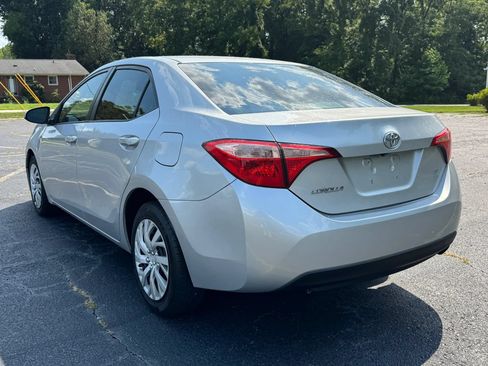 Used 2017 Toyota Corolla LE FWD image 5