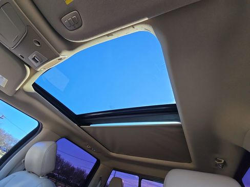 Used 2018 Ford F150 Lariat w/ Equipment Group 502A Luxury image 22