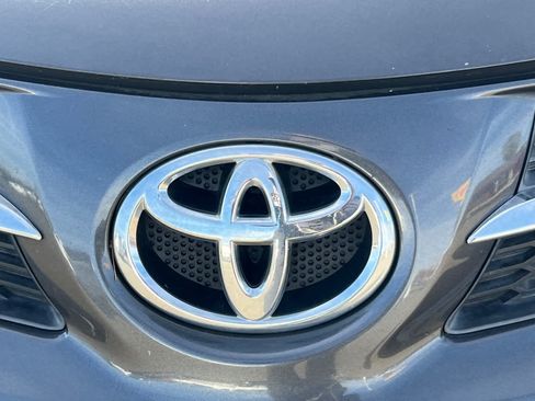 Used 2013 Toyota RAV4 Limited image 9