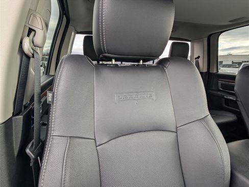 Used 2017 RAM 2500 Laramie w/ Convenience Group image 17