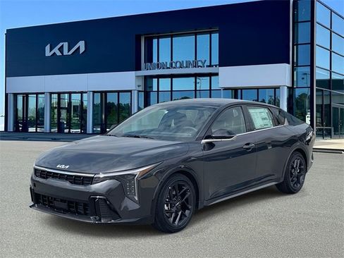 New 2025 Kia K4 GT-Line Turbo image 3