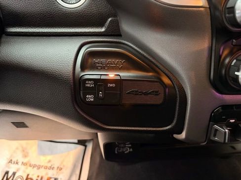 Used 2024 RAM 2500 Big Horn AWD/4WD image 28