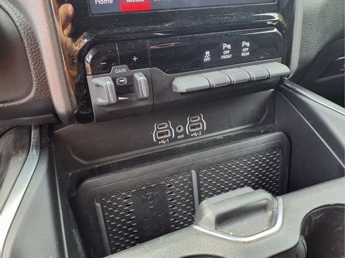 Used 2025 RAM 1500 Big Horn AWD/4WD image 18