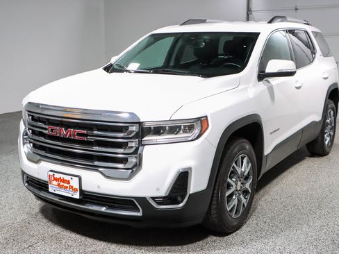 Used 2023 GMC Acadia SLT FWD image 34