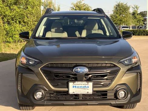 Used 2024 Subaru Outback Premium AWD/4WD image 7