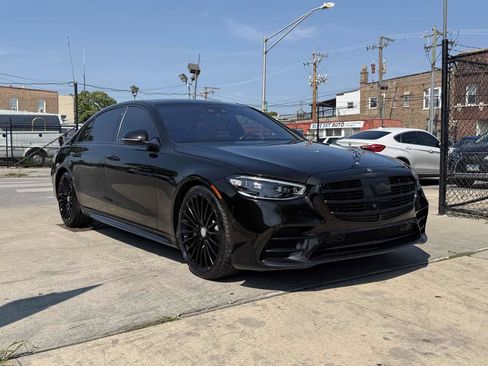 Used 2021 Mercedes-Benz S 580 4MATIC Sedan w/ AMG Line image 3