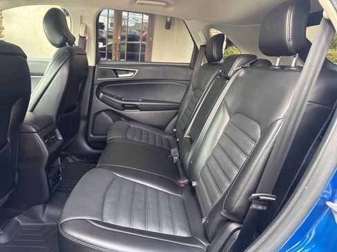 Used 2018 Ford Edge SEL w/ Equipment Group 201A image 10
