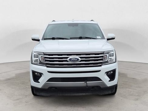Used 2019 Ford Expedition Max XLT w/ Equipment Group 202A AWD/4WD image 2