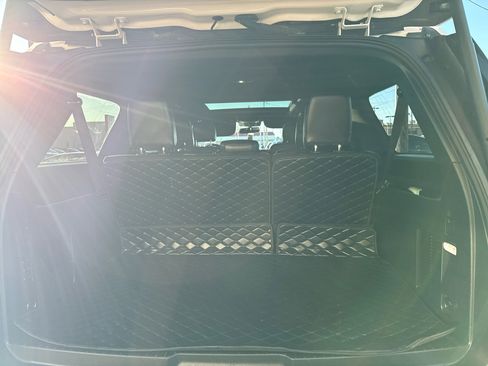 Used 2019 Ford Expedition Max XLT w/ Equipment Group 202A image 8