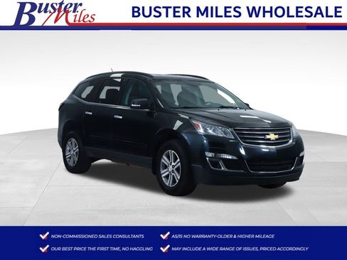 Used 2015 Chevrolet Traverse LT image 1