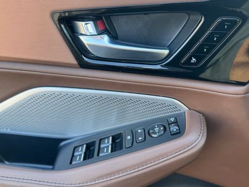 Used 2023 Acura MDX SH-AWD w/ Technology Package image 17