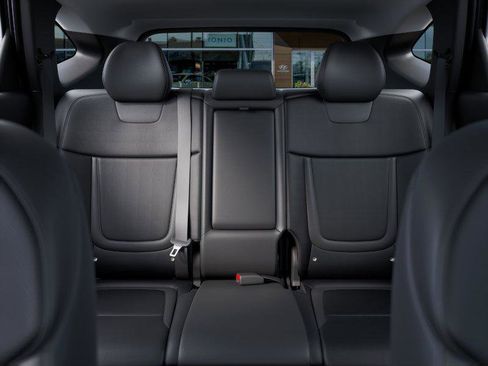 New 2025 Hyundai Tucson Limited image 12