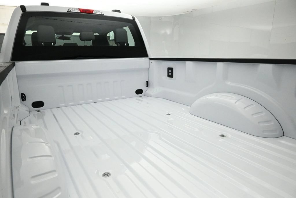 New 2026 Ford F350 XL w/ XL Chrome Package RWD image 19