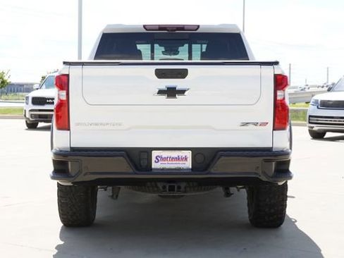 Used 2024 Chevrolet Silverado 1500 ZR2 w/ Technology Package AWD/4WD image 8