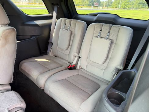 Used 2014 Ford Explorer FWD image 12